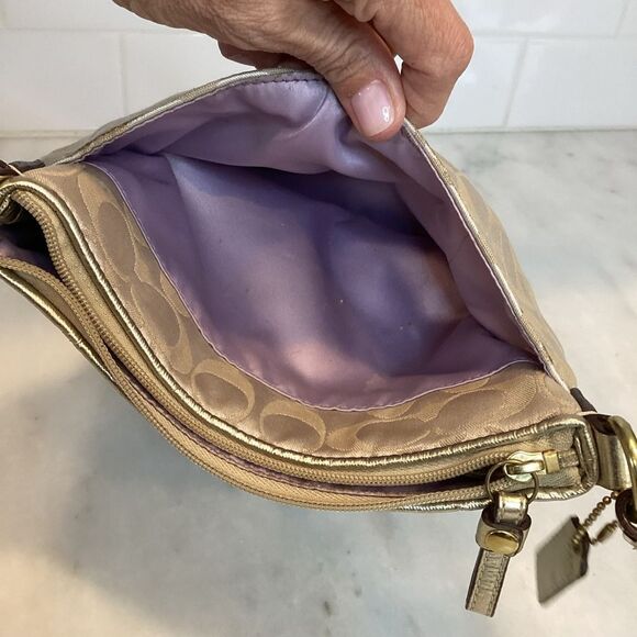 Coach Poppy Graffiti Signature Logo Crossbody Bag HTF - Picture 10 of 13